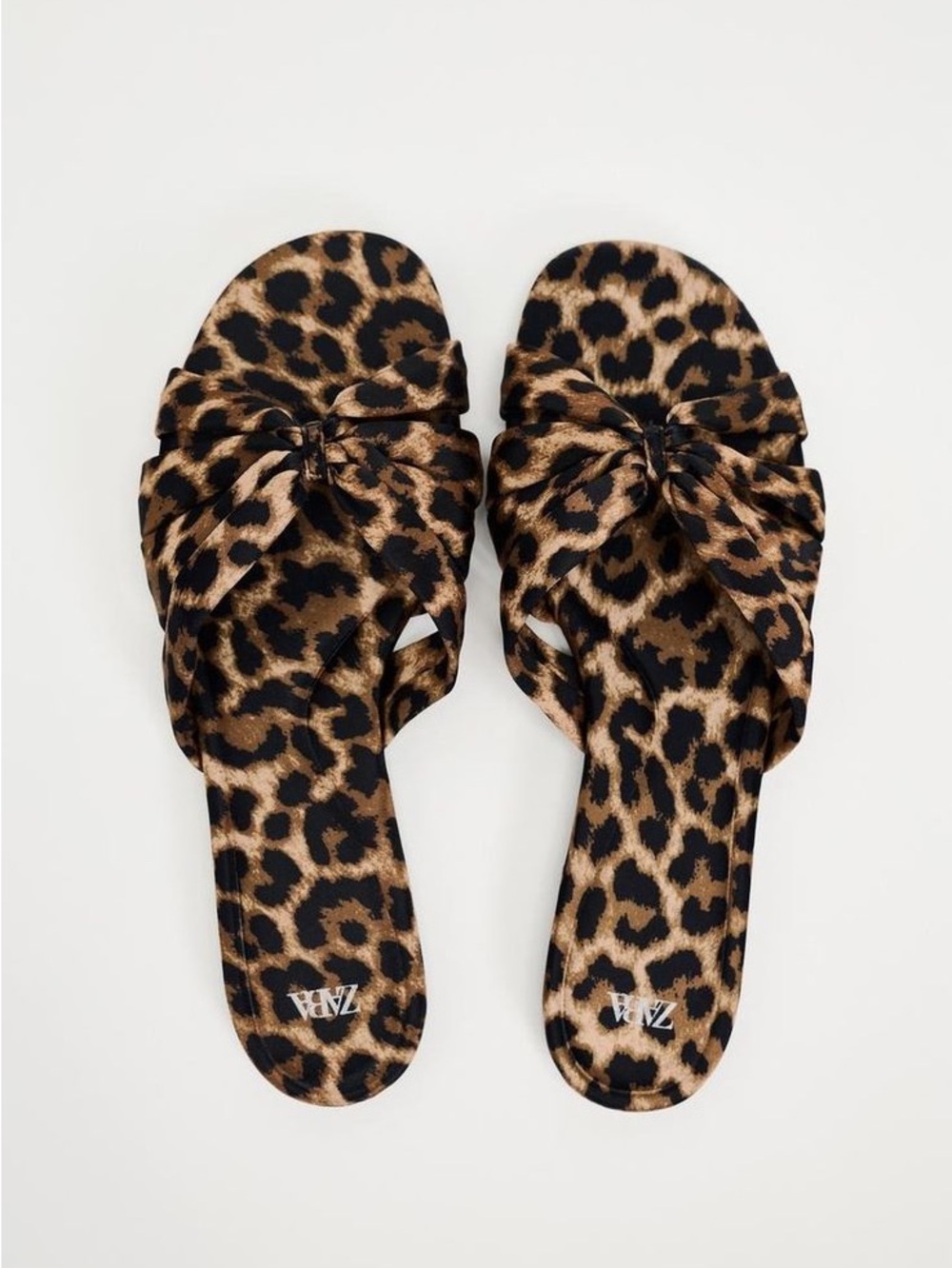 Footwear (Slides)